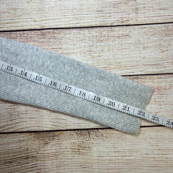 Brandy Melville Gray Ribbed Crop Hoodie Zip Up One Size Soft Knit Sweater Y2K - Picture 2 of 10